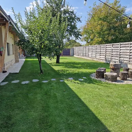 Casuta De Vacanta Danut&erin Oda ve Kahvaltı Târgu Jiu